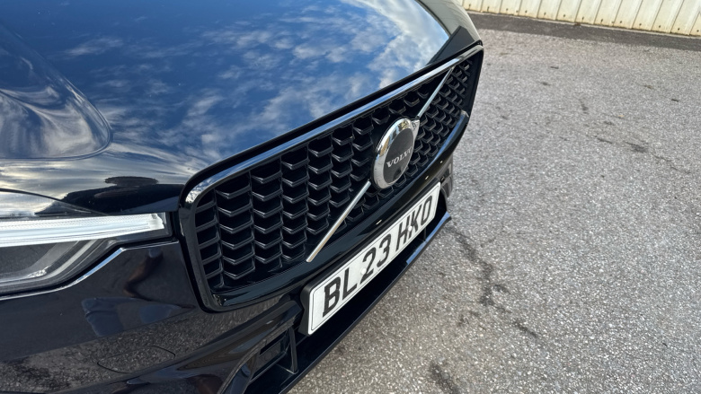 Volvo XC60 2.0 T6 [350] RC PHEV Plus Dark 5dr AWD Geartronic Estate